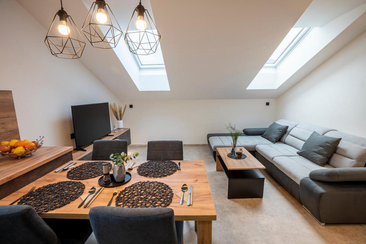 Lazenske Apartment